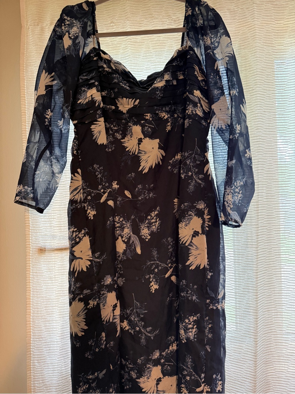 Abercrombie & Fitch Black Dress with Cream Floral Print — Long Sleeve